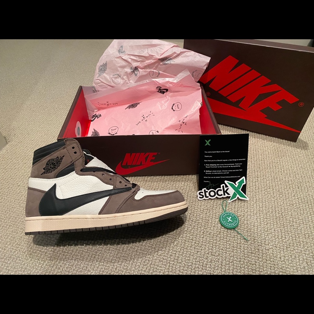 Air Jordan 1 Travis Scott